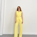 Bel Kemerli Asimetrik Kesim Yelekli Takım Sarı