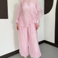 Uçuşan Pelerin Bluz-Pantolon Takım Pembe