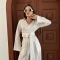 Belden Bağlama Detaylı Takım Krem