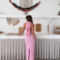 Boyundan Bağlamalı Gofre Elbise Pembe