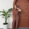 Omuz Vatkalı Bel Kuşaklı Premium Tulum Kahverengi