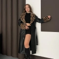 Yaka Peluş Detaylı Kuşaklı Deri Uzun Ceket Leopar