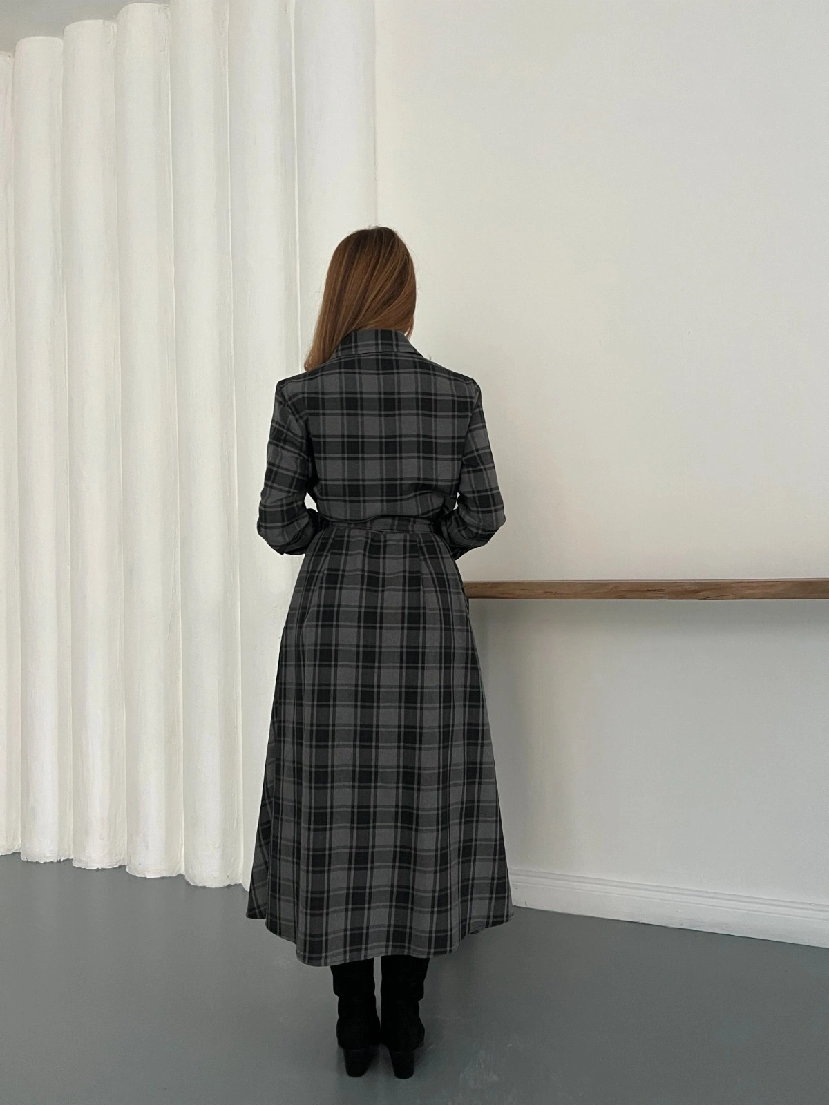Bel Kuşaklı Ekose Uzun Gömlek Elbise Antrasit