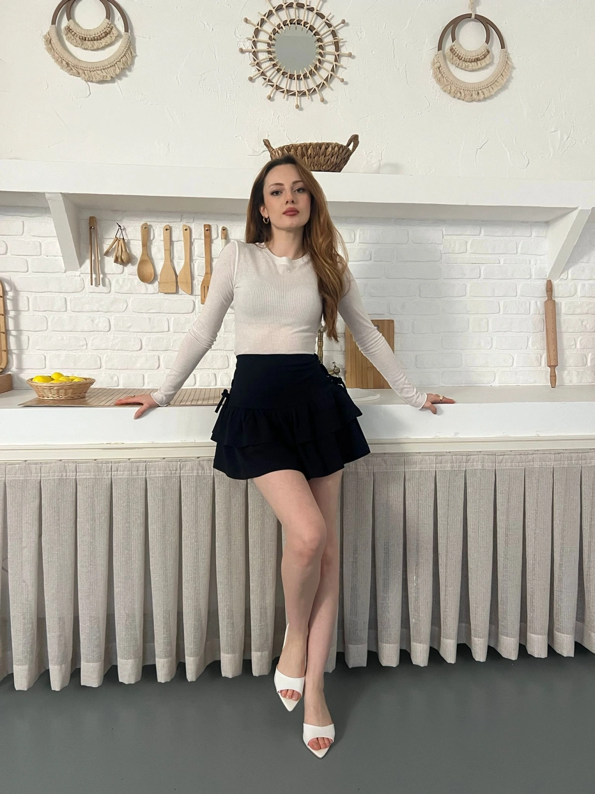 Kuş Gözü Detaylı İçi Şortlu Mini Etek Lacivert