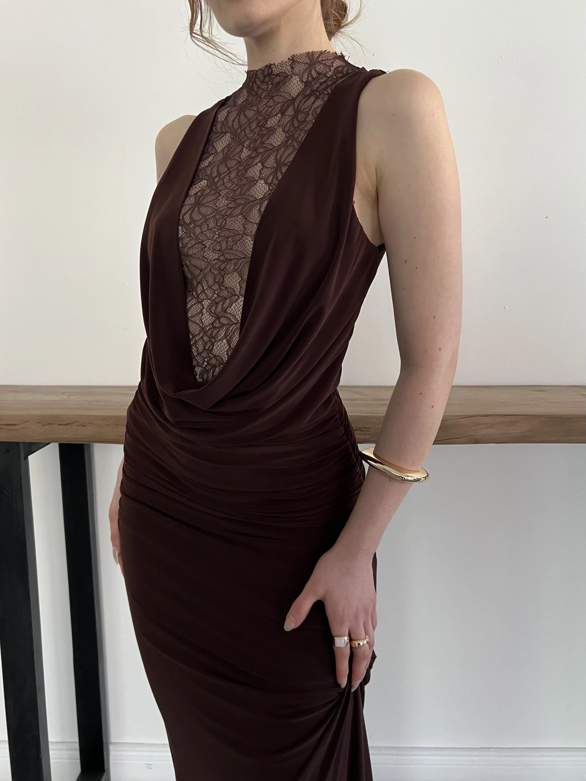 Dantel Detaylı Drapeli Couture Gece Elbisesi Kahve