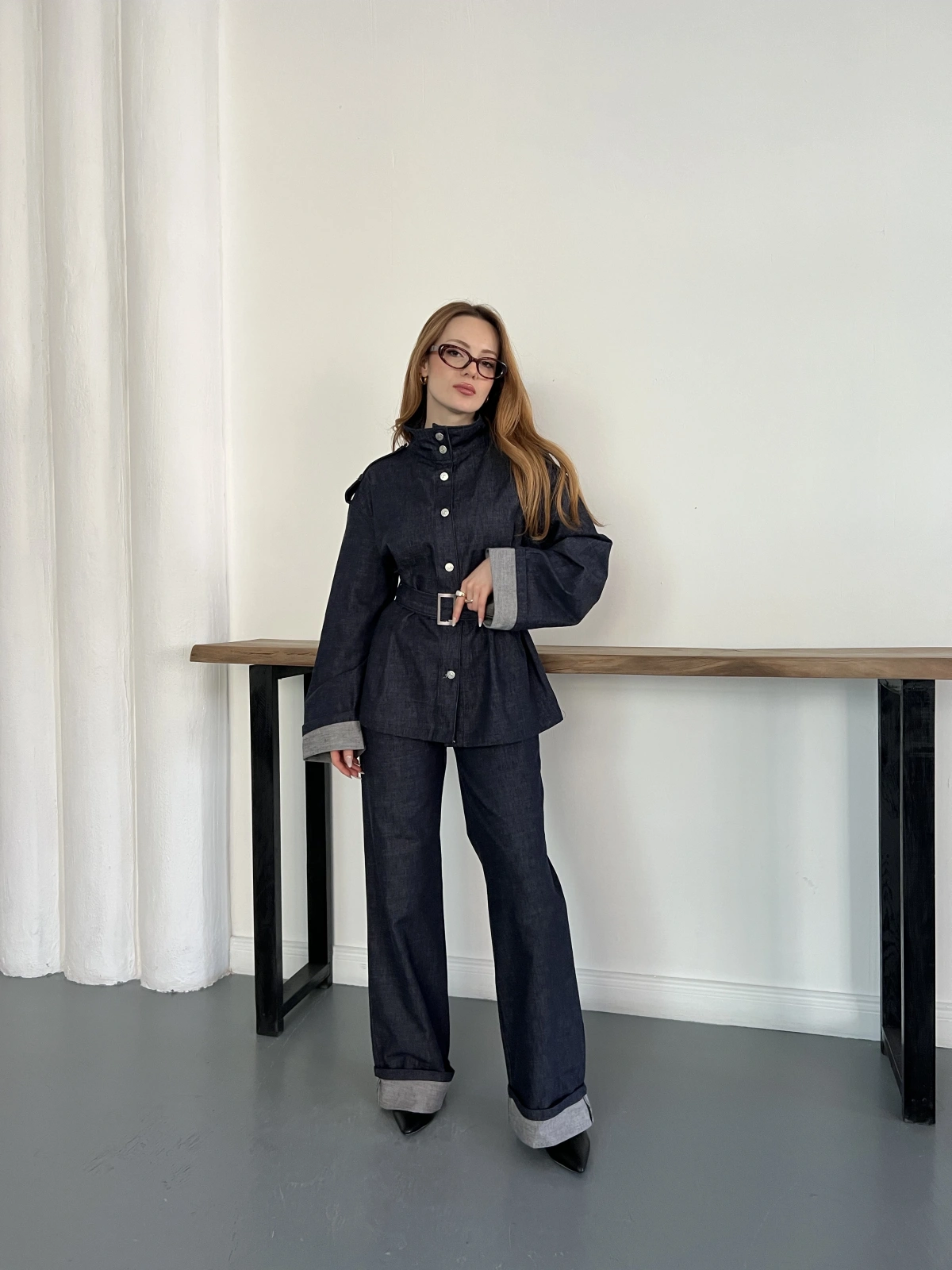 Kemerli Düğme Detaylı Yüksek Yaka Denim Takım Lacivert