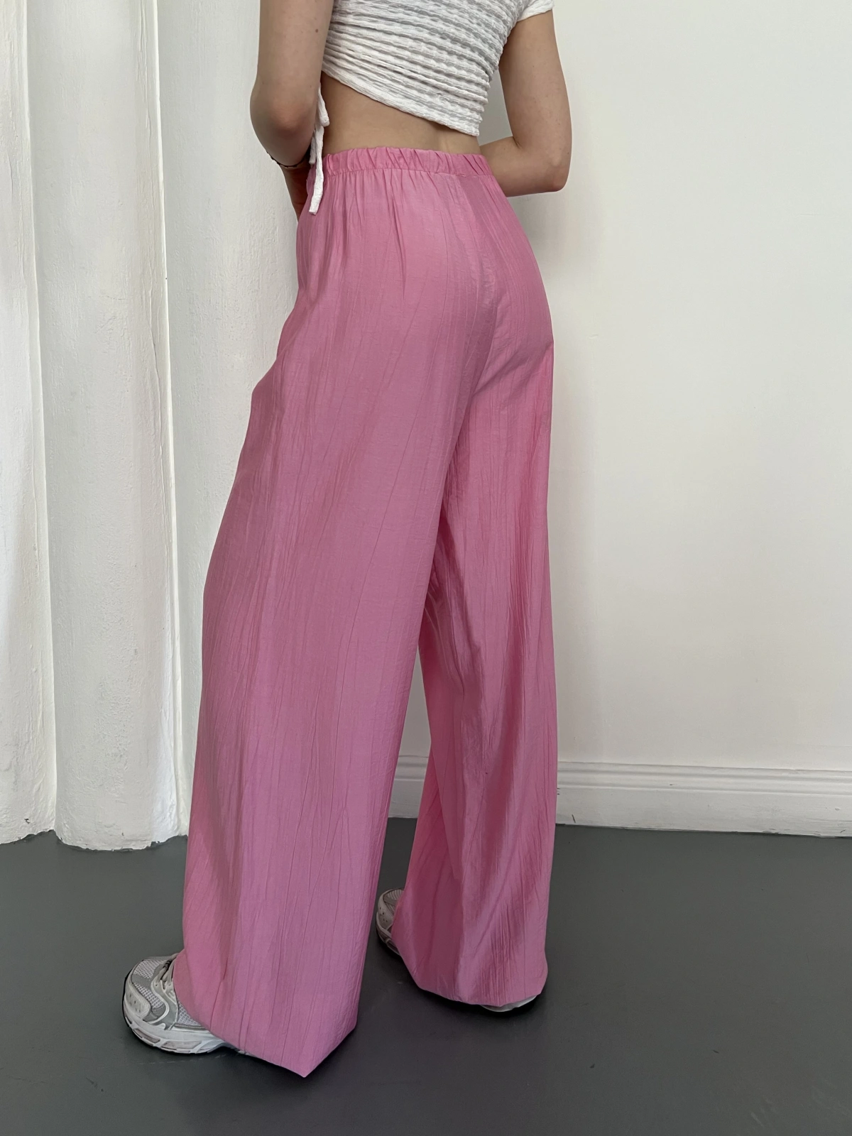 Çilek Kumaş Yüksek Bel Rahat Kalıp Pantolon Pembe