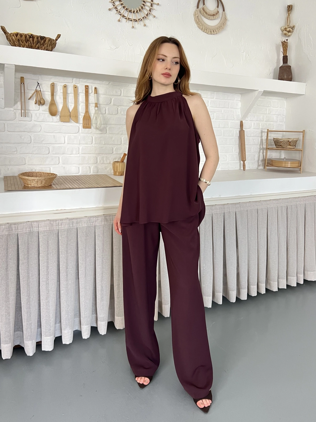 Modern Halter Yaka Tasarım Takım Bordo