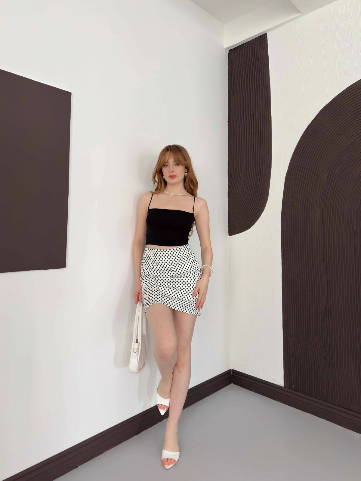 Puantiyeli İçi Şortlu Mini Etek Beyaz