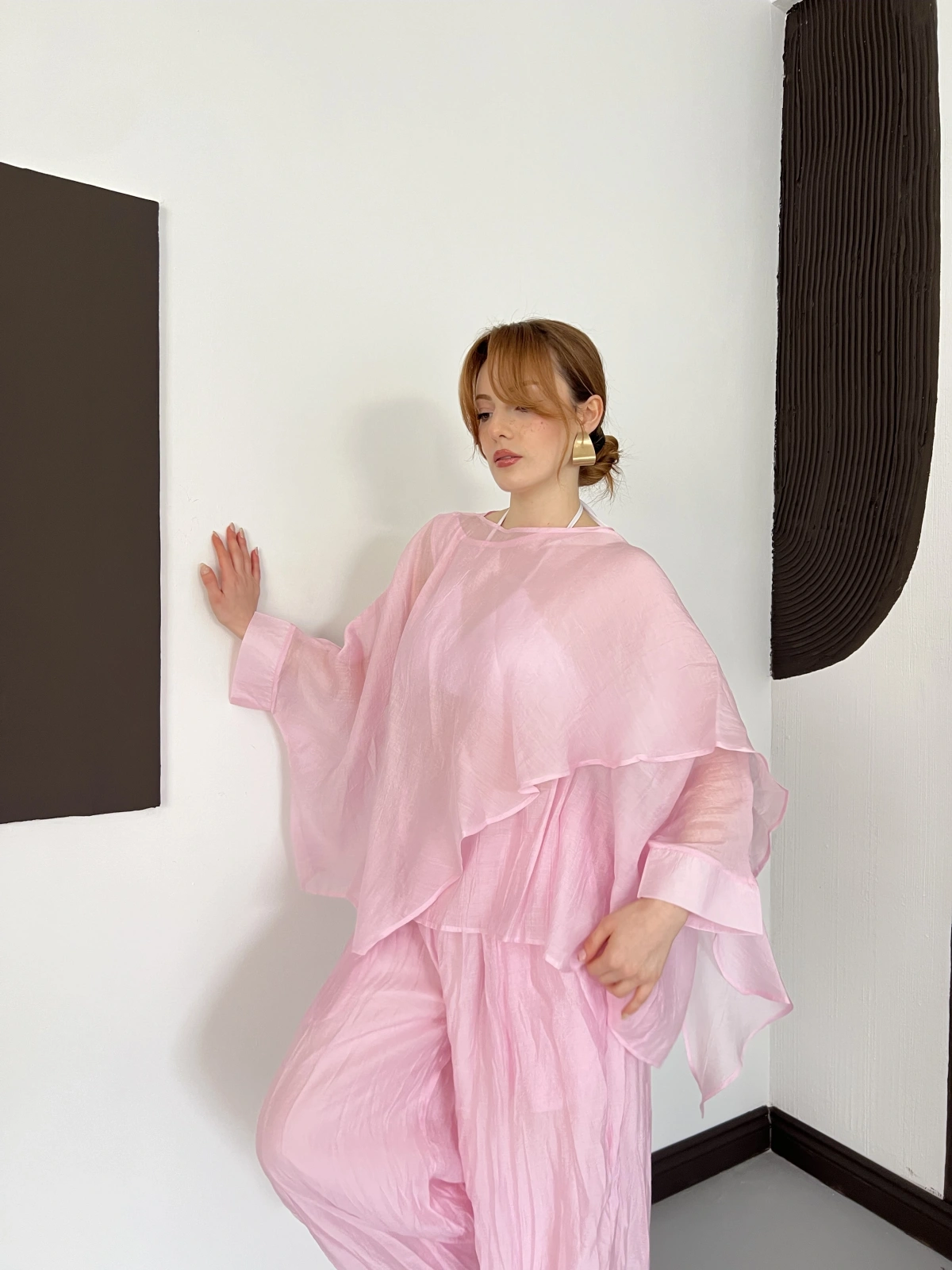 Uçuşan Pelerin Bluz-Pantolon Takım Pembe