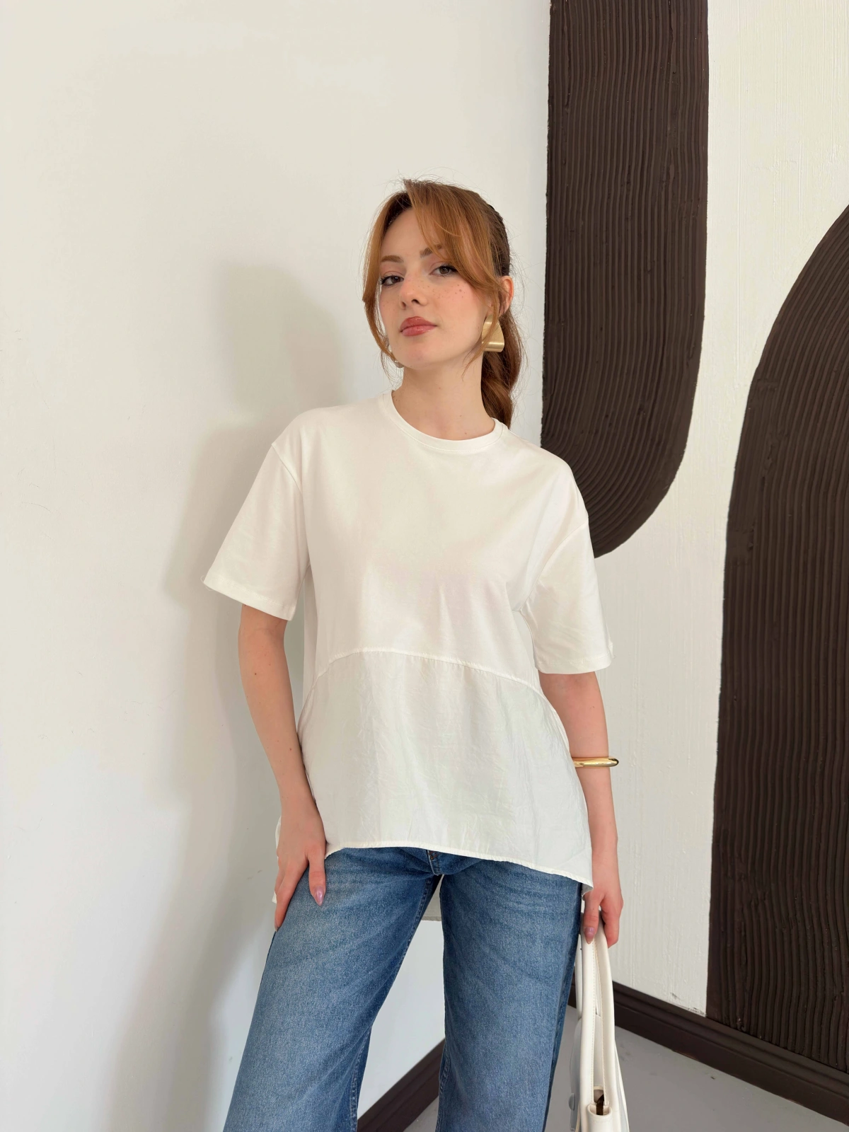 Modal Kumaş Garnili Asimetrik Oversize Tişört Ekru
