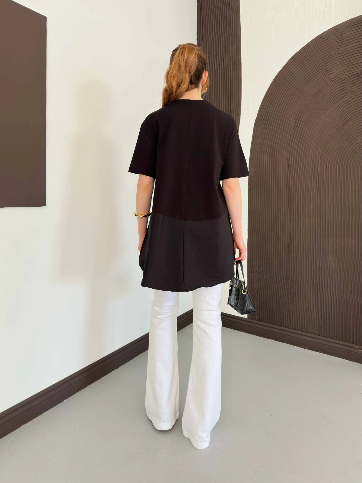 Modal Kumaş Garnili Asimetrik Oversize Tişört Siyah