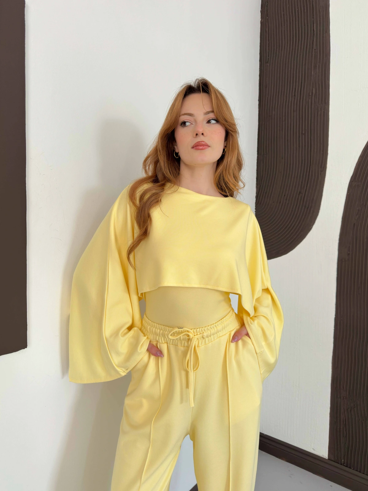 Pelerin Detaylı Bluz Bel Lastikli Pantolon Takım Sarı