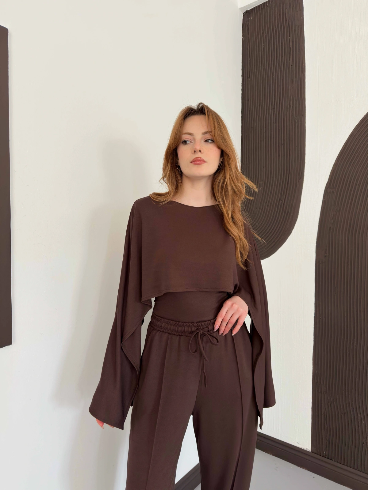 Pelerin Detaylı Bluz Bel Lastikli Pantolon Takım Kahve