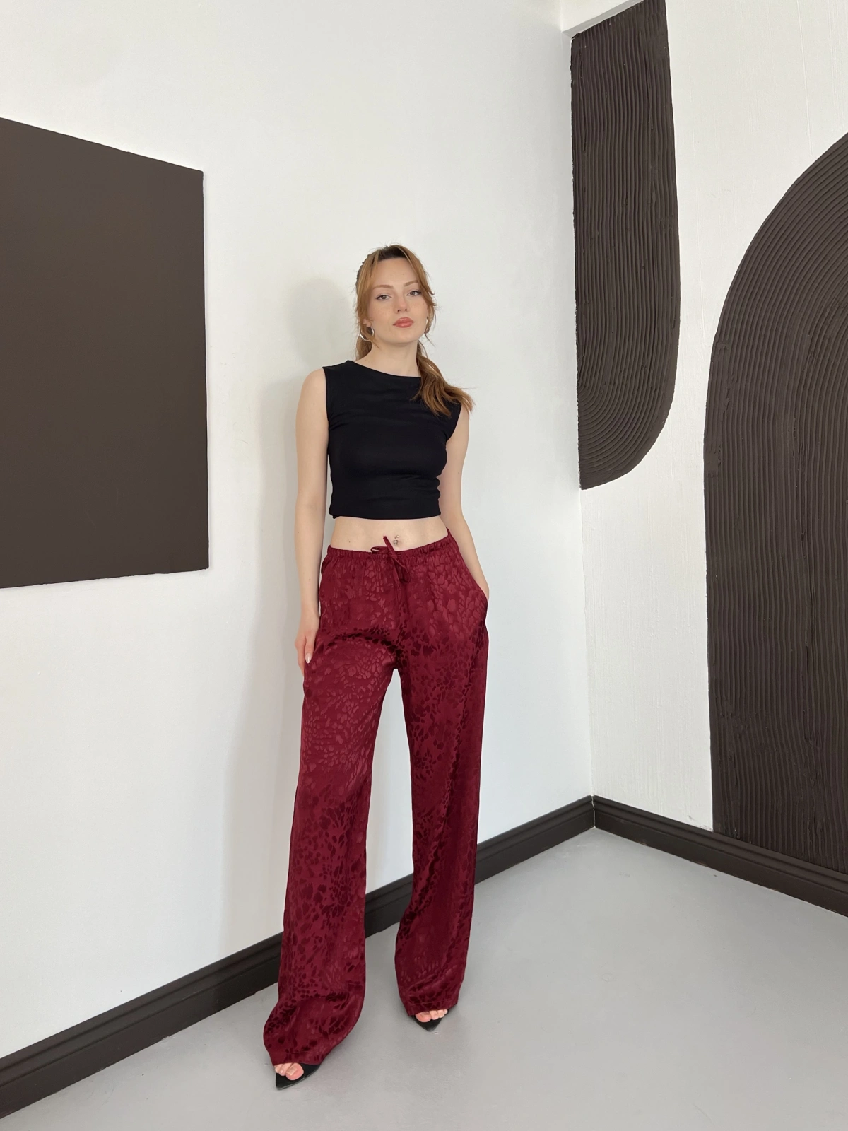 Bel Lastikli Leopar Desen Pantolon Bordo