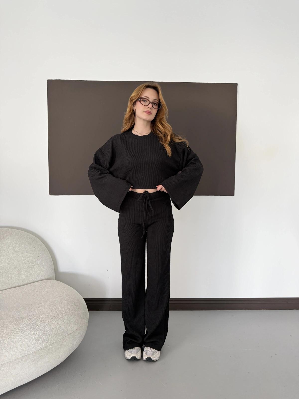 Bisiklet Yaka Piliseli Crop-Pantolon Takım Siyah