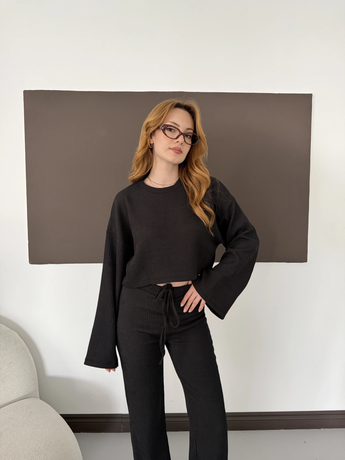 Bisiklet Yaka Piliseli Crop-Pantolon Takım Siyah