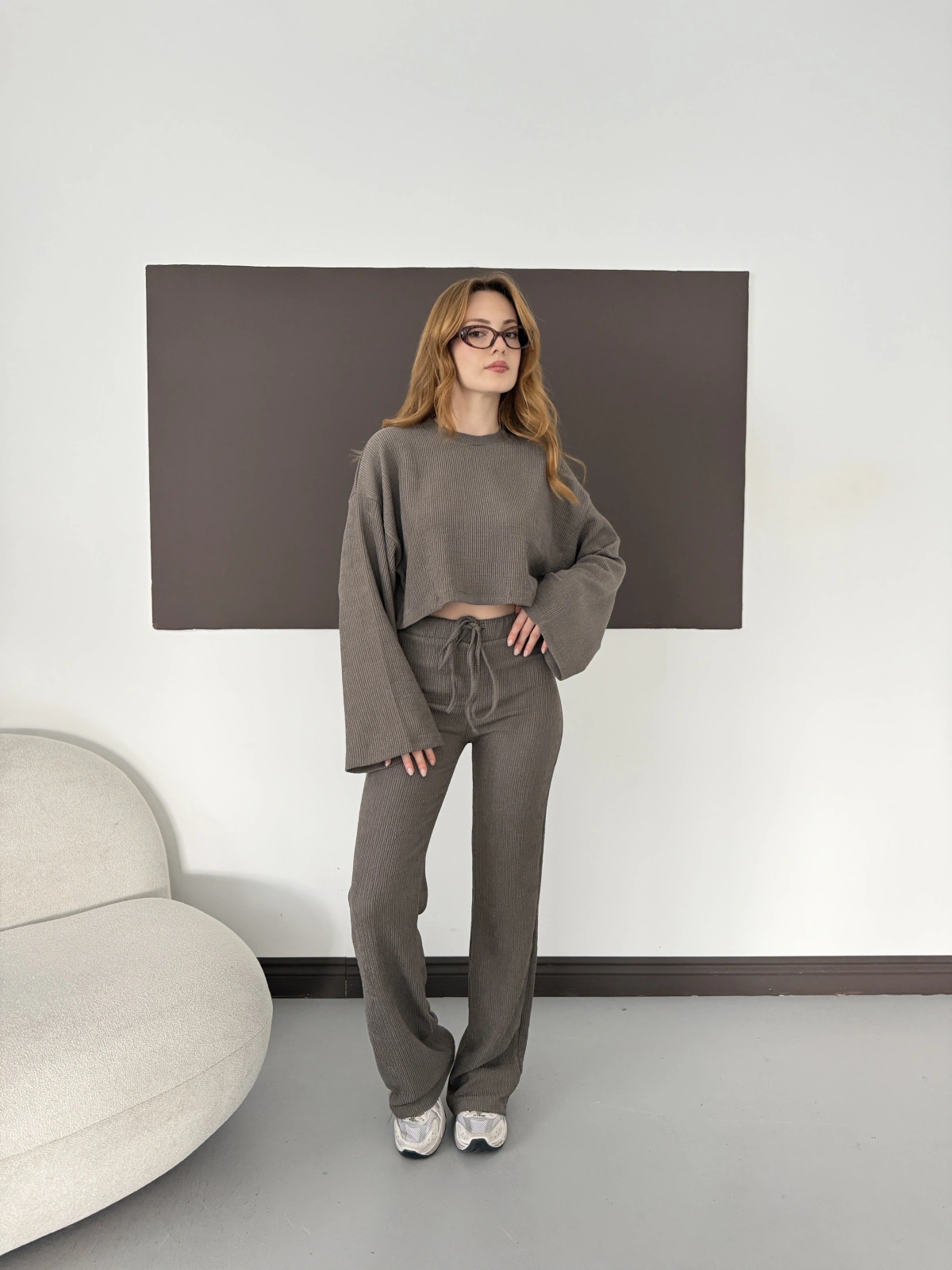Bisiklet Yaka Piliseli Crop-Pantolon Takım Vizon