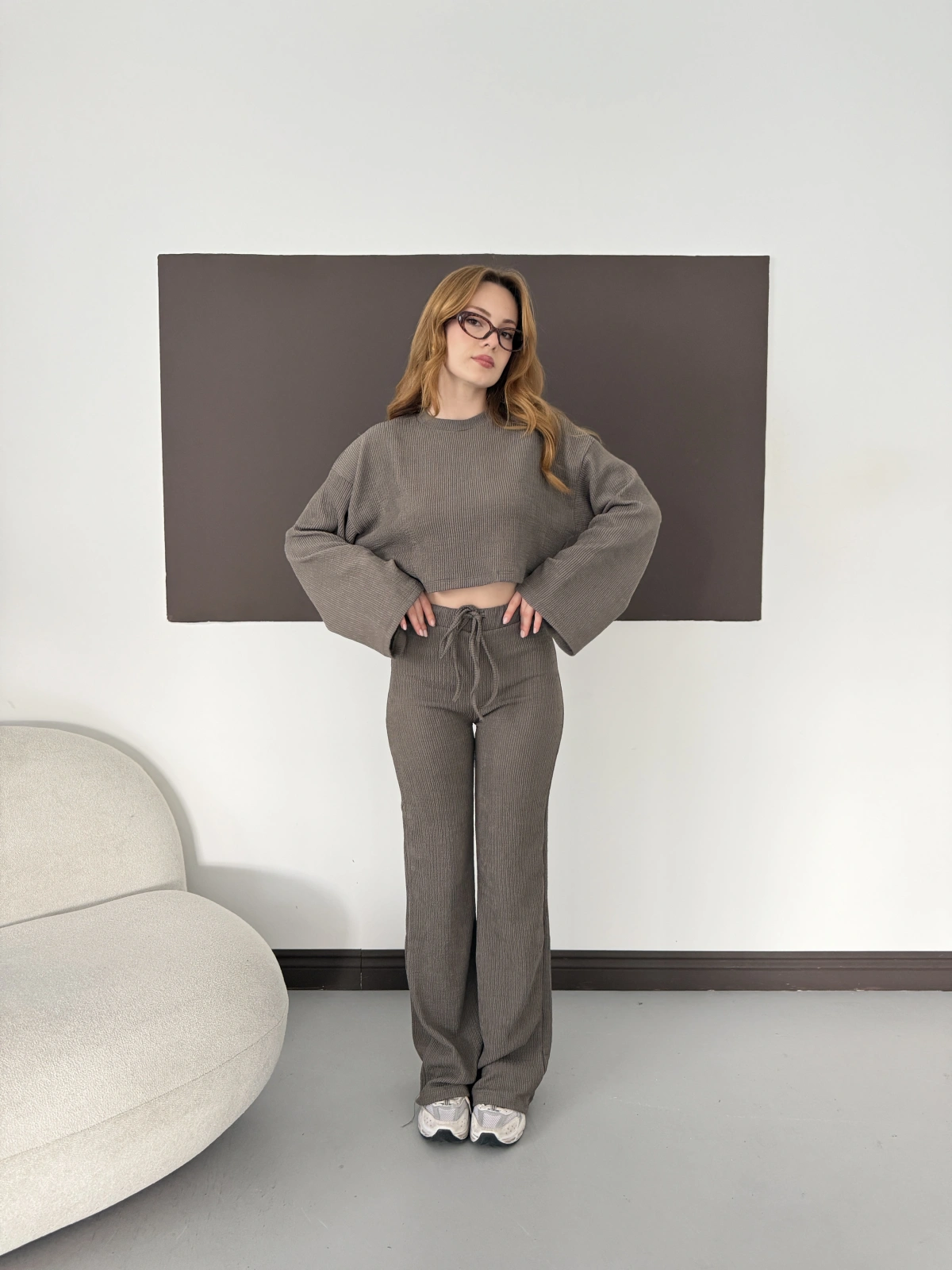 Bisiklet Yaka Piliseli Crop-Pantolon Takım Vizon