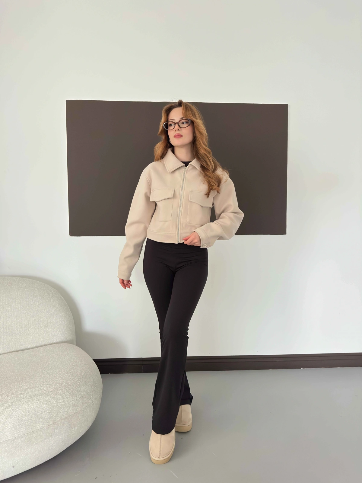 Cep Detaylı Crop Kaşe Ceket Bej