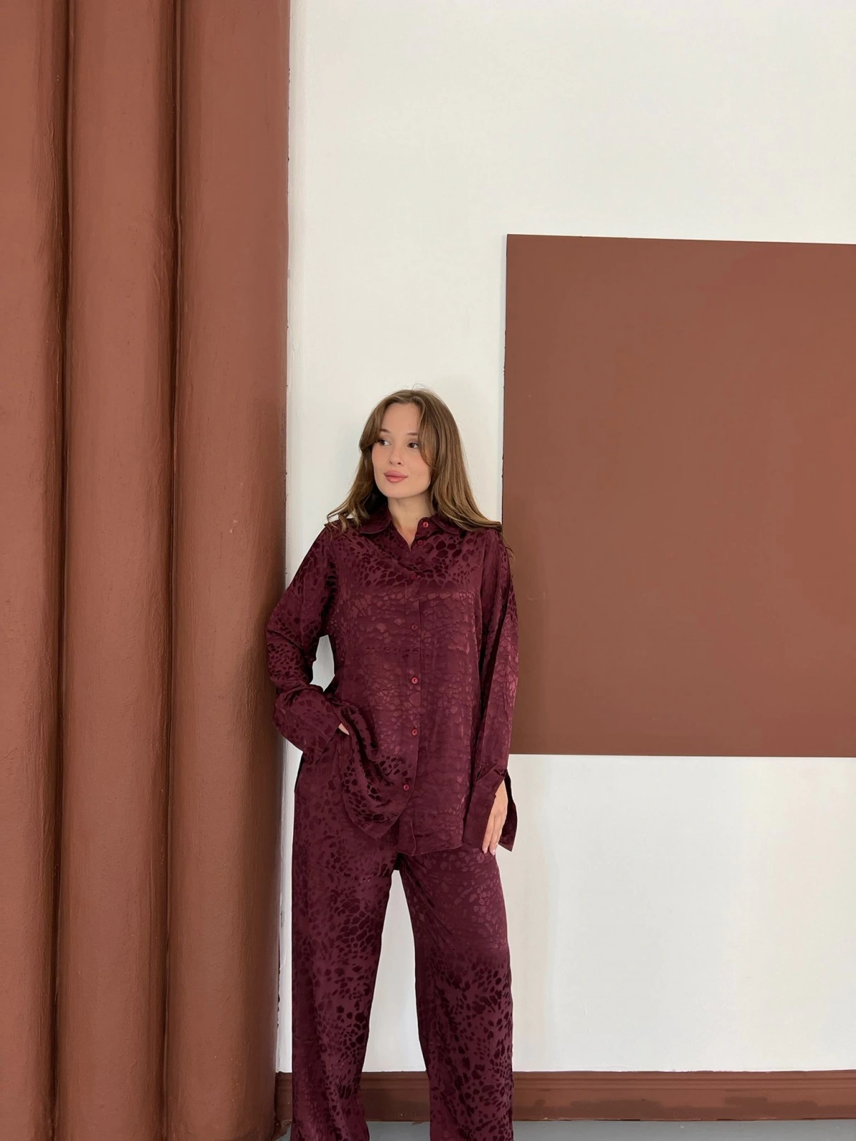 Desenli Gömlek-Pantolon Takım Bordo