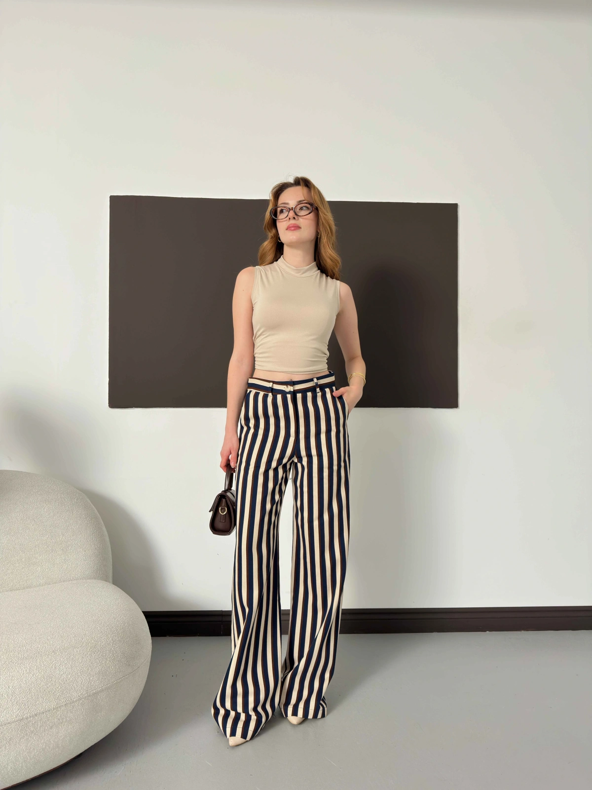 Dikey Çizgi Detaylı Geniş Paça Pantolon Lacivert