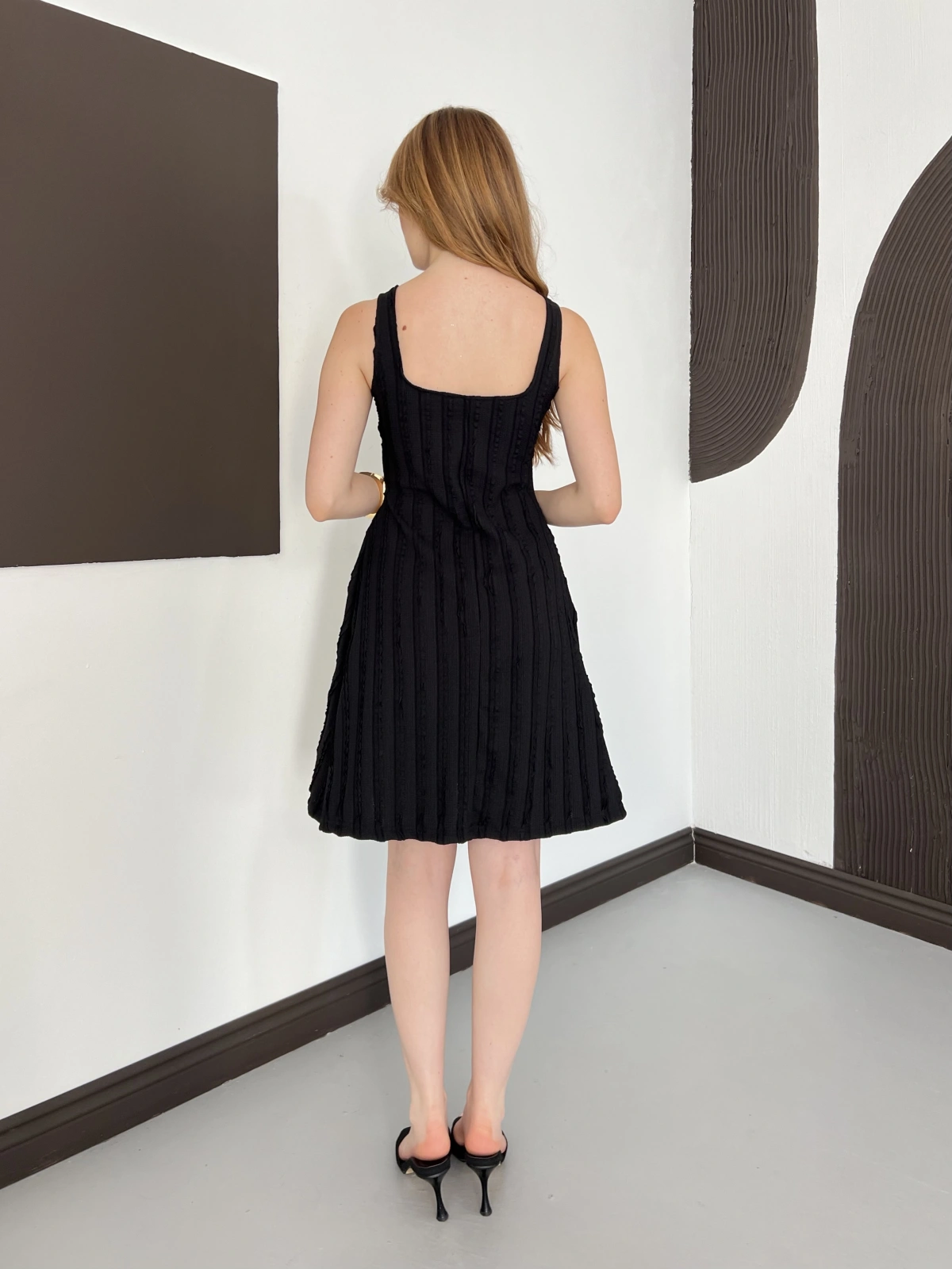 Dikiş Detaylı Asimetrik Mini Elbise Siyah