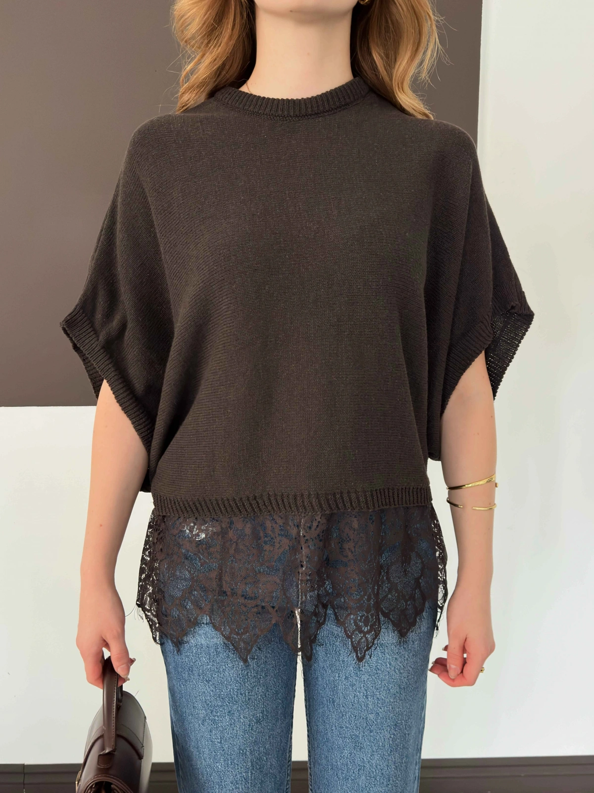Etek Ucu Dantelli Oversize Triko Bluz Kahve