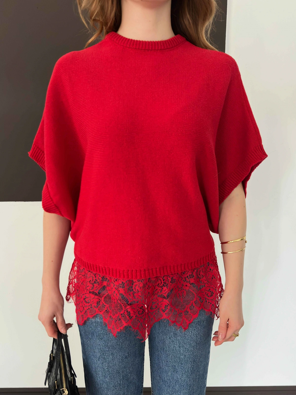 Etek Ucu Dantelli Oversize Triko Bluz Kırmızı