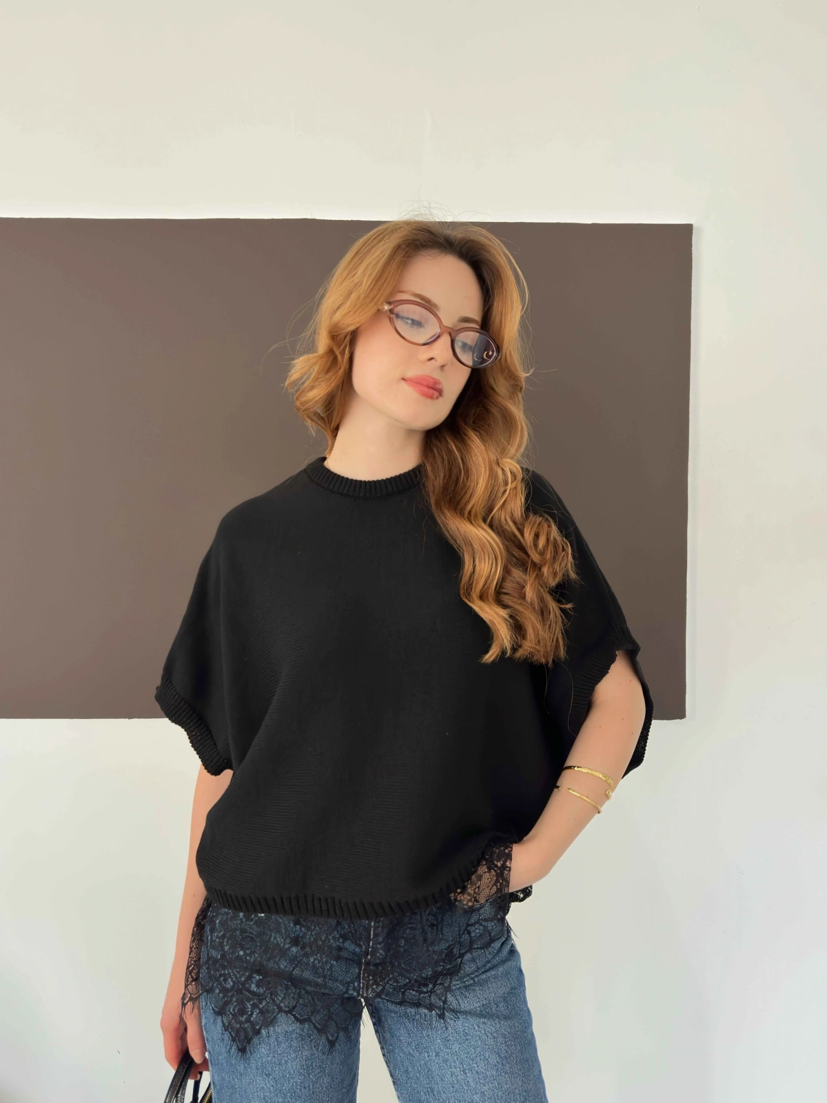 Etek Ucu Dantelli Oversize Triko Bluz Siyah