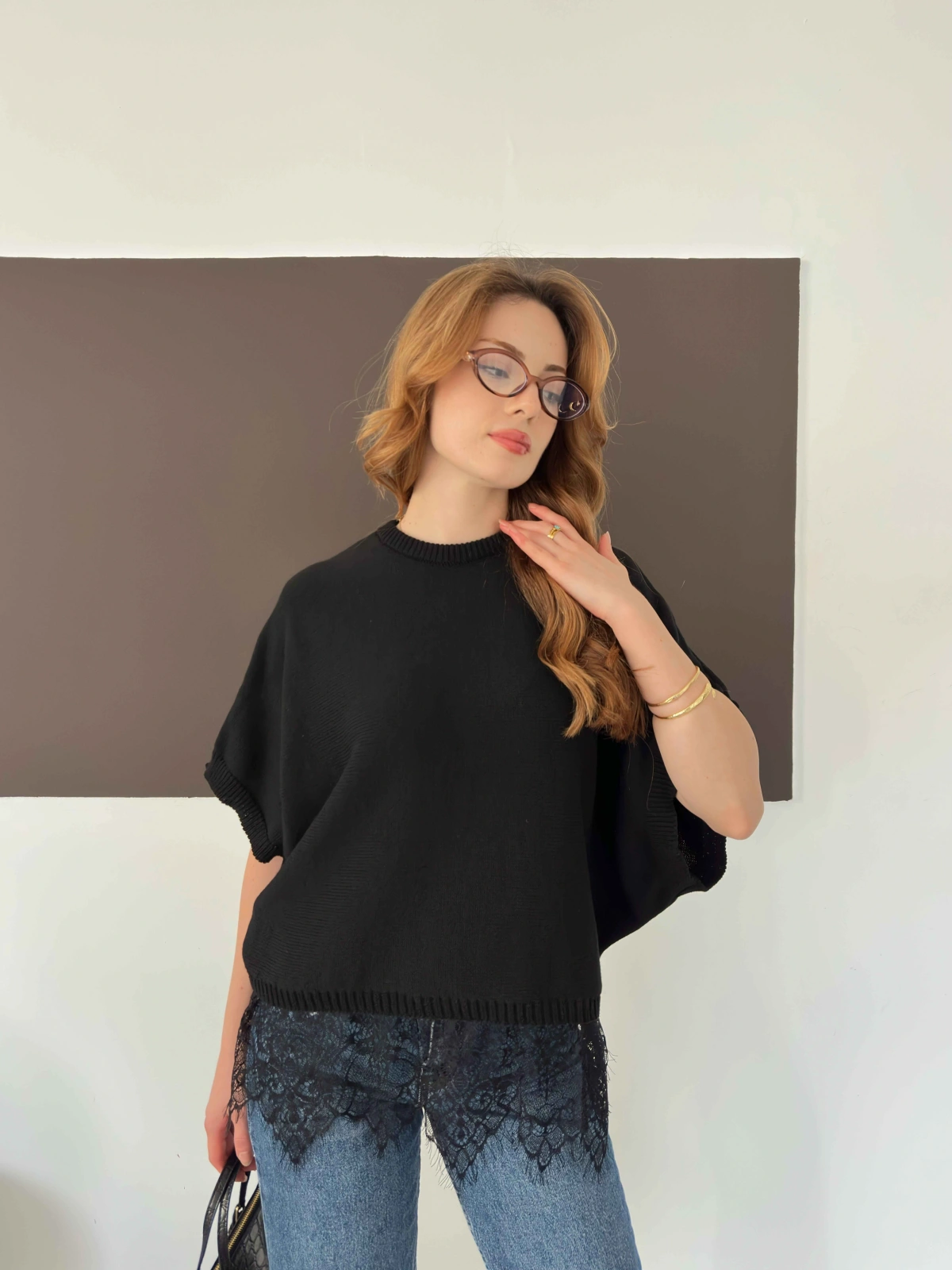 Etek Ucu Dantelli Oversize Triko Bluz Siyah