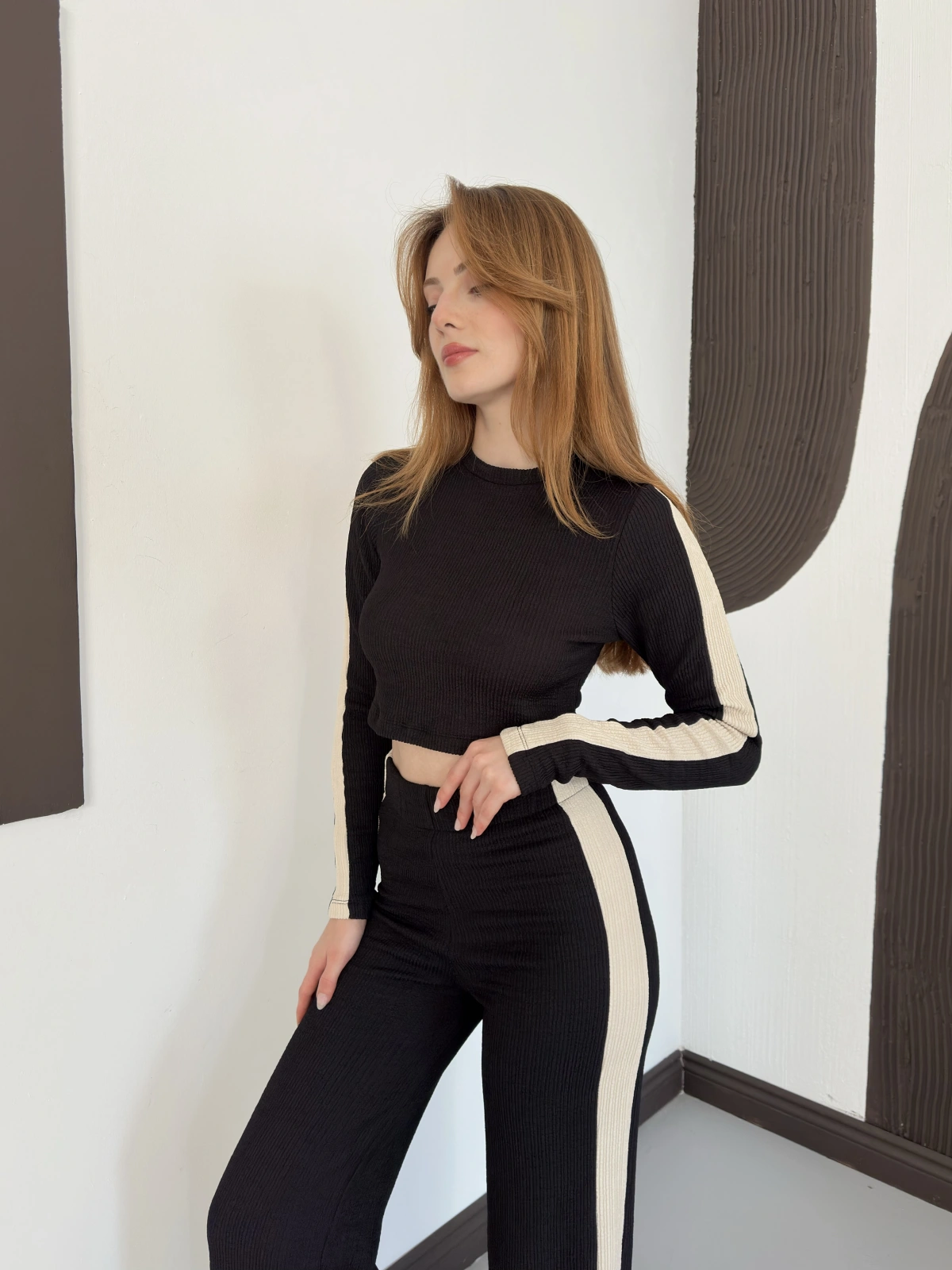 Garnili Yan Şerit Crop-Pantolon Takım Siyah