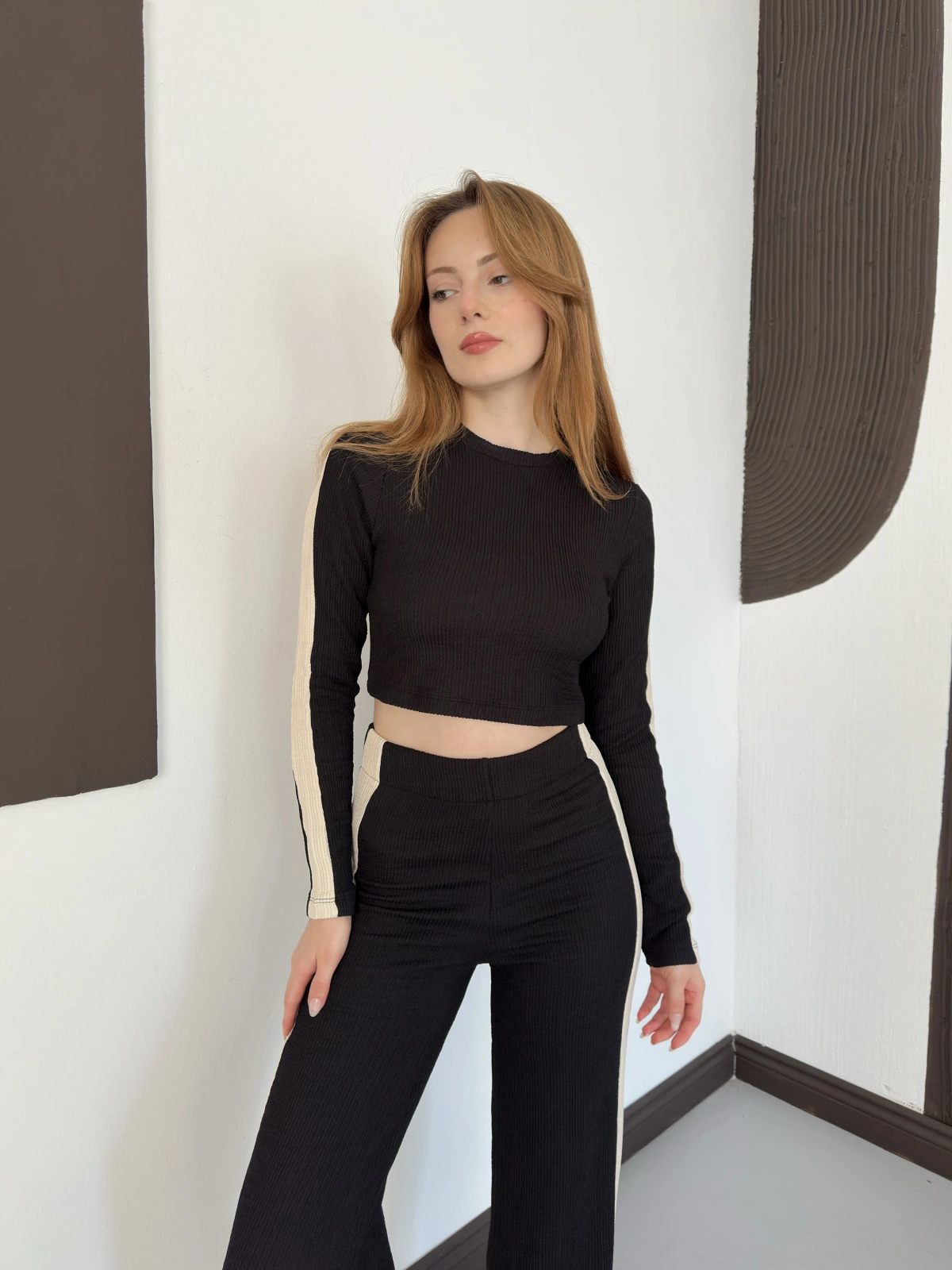 Garnili Yan Şerit Crop-Pantolon Takım Siyah
