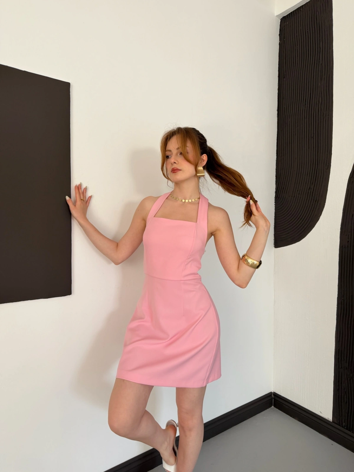 Kare Yaka Boyundan Bağlamalı Mini Çan Elbise Pembe