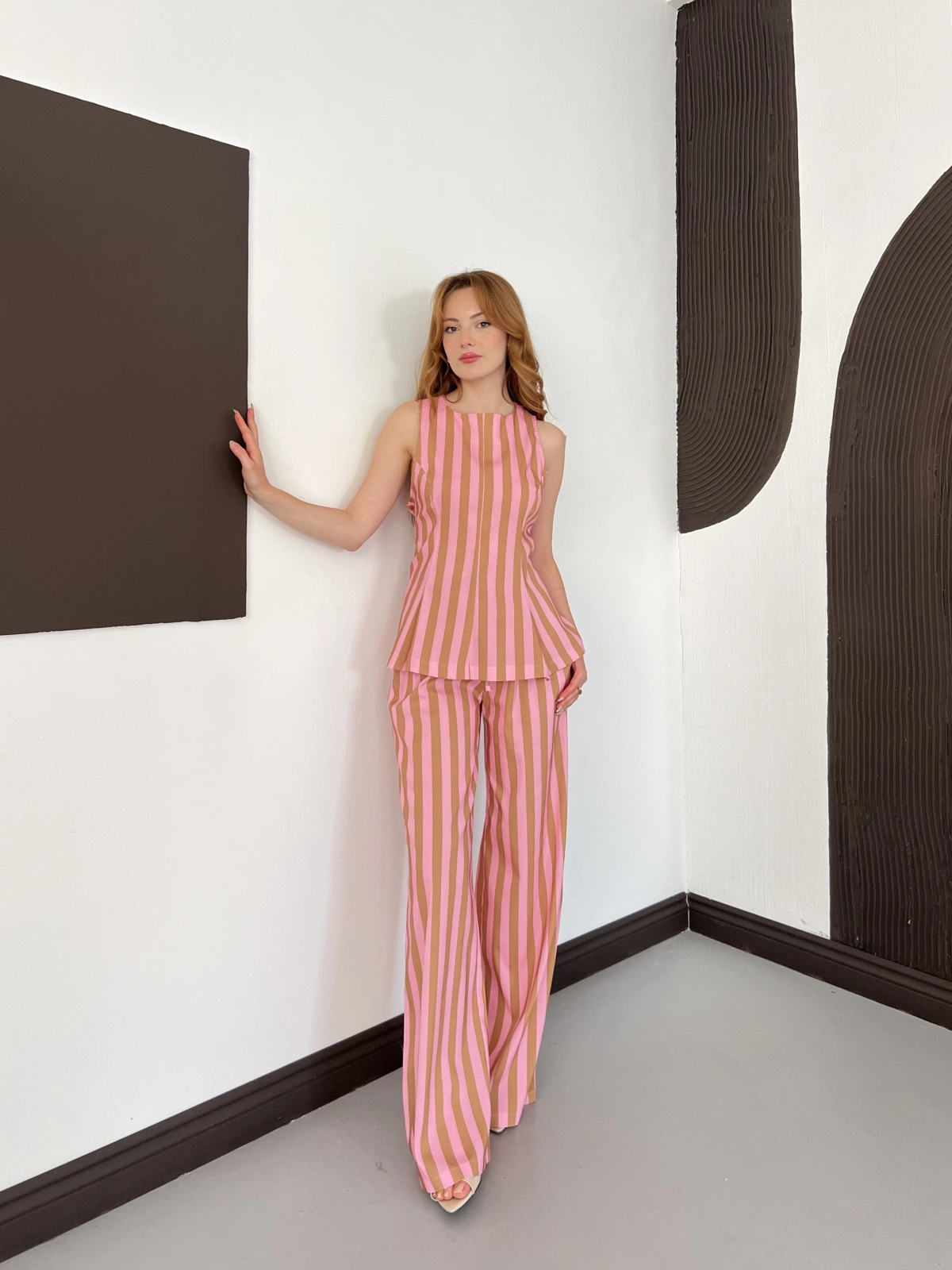 Pembe-Camel Hamon Çizgili Bluz-Pantolon Takım
