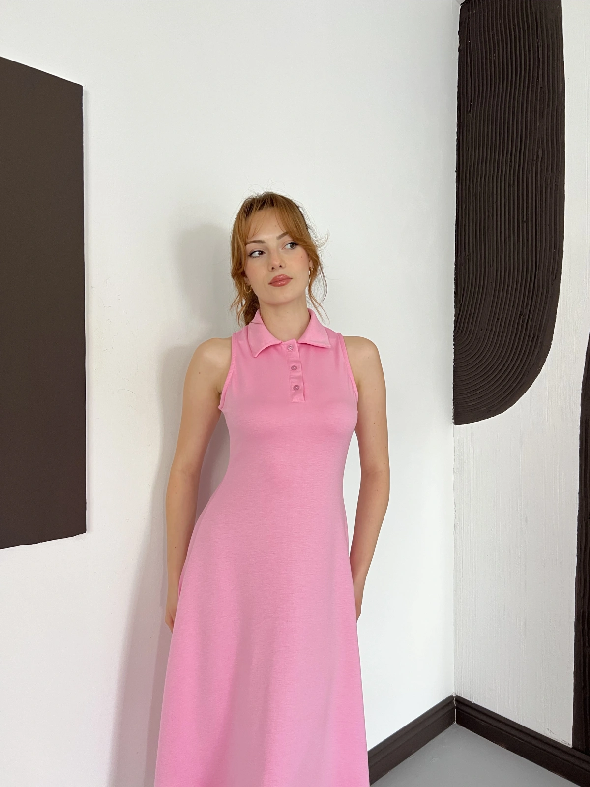 Yaka Detay Sıfır Kol Midi Elbise Pembe