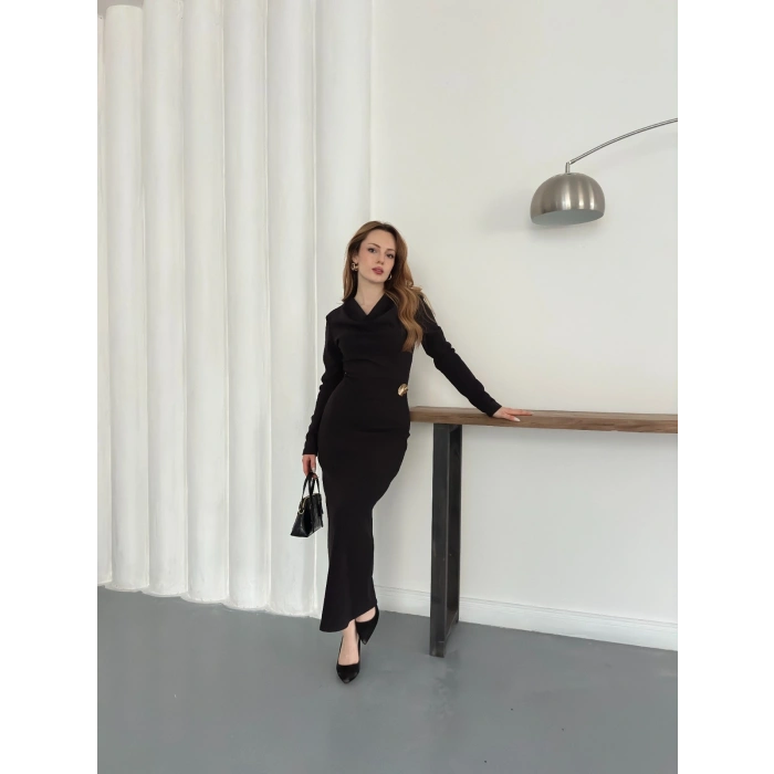 Aksesuar Detaylı Uzun Kol Elbise Siyah