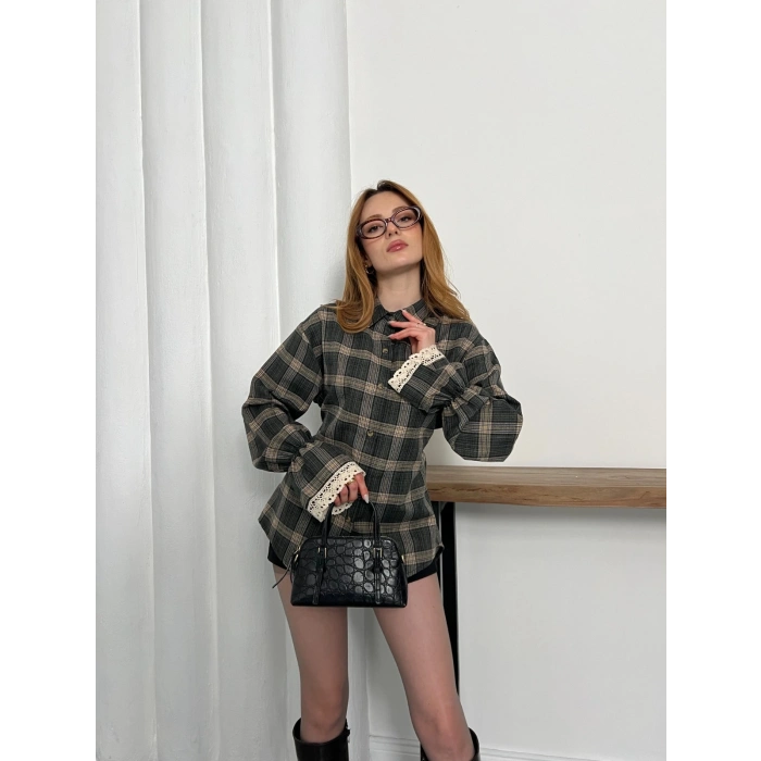 Ekose Dantel Detay Kol Büzgülü Gömlek Bej