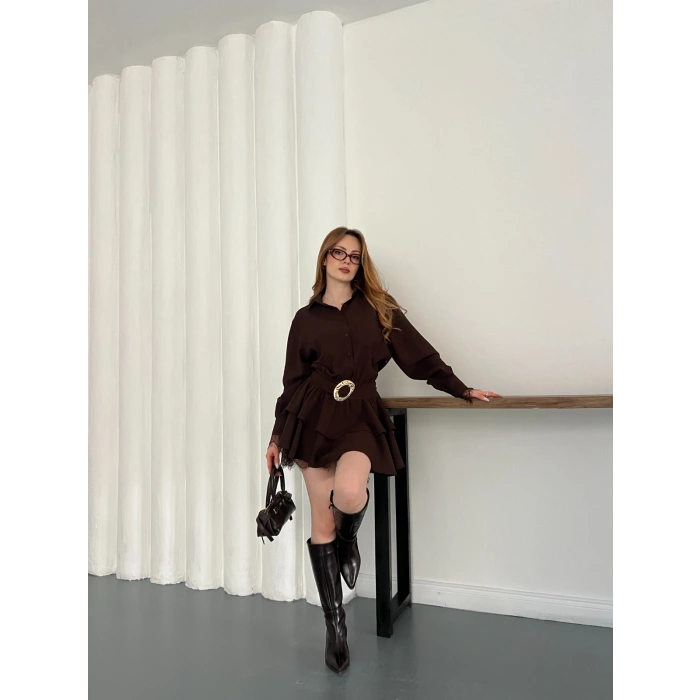 Kemer Aksesuar Detaylı Dantelli Elbise Kahve