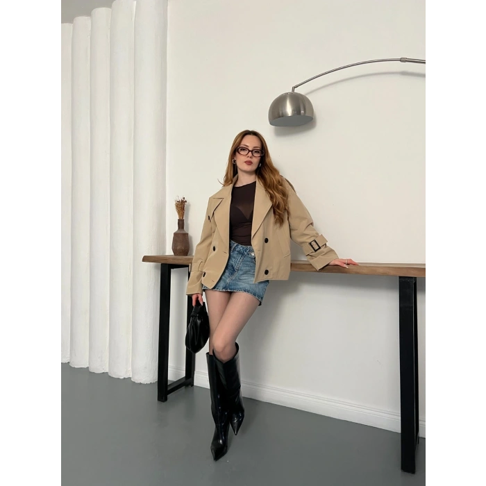 Omuz Kol Manşet Detaylı Cepli Trenç Ceket Camel