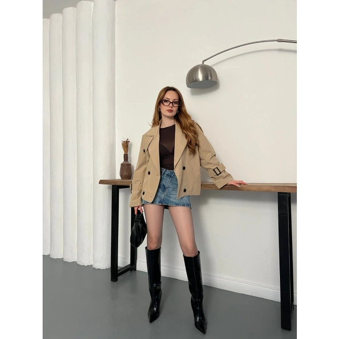 Omuz Kol Manşet Detaylı Cepli Trenç Ceket Camel