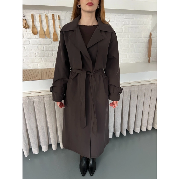 Kemer ve Manşet Detaylı Uzun Trençkot Kahve