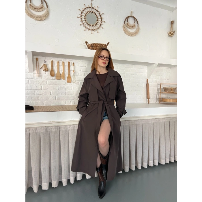 Kemer ve Manşet Detaylı Uzun Trençkot Kahve