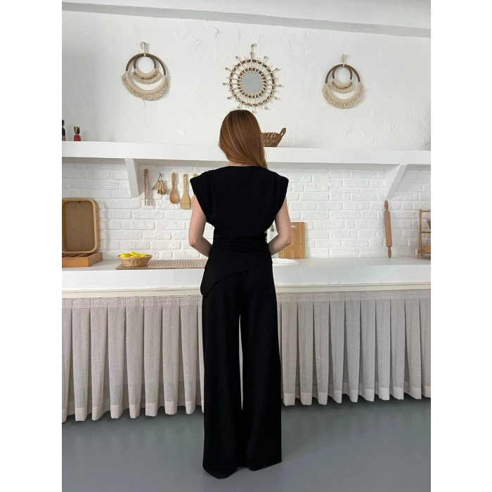 Omuz Vatkalı Asimetrik Kesim Takım Siyah