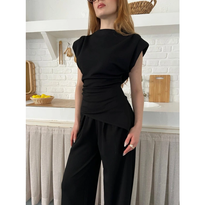 Omuz Vatkalı Asimetrik Kesim Takım Siyah