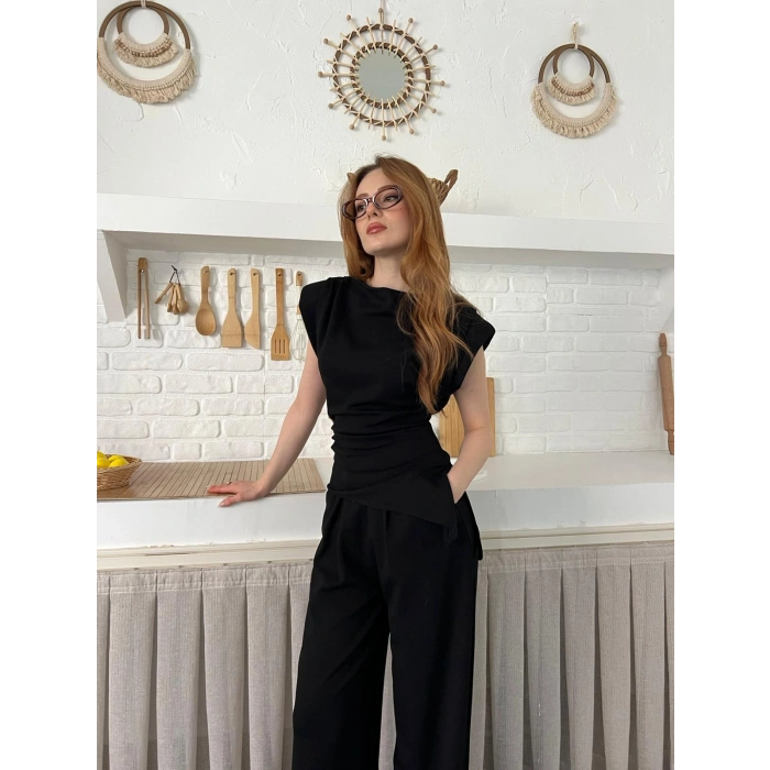 Omuz Vatkalı Asimetrik Kesim Takım Siyah