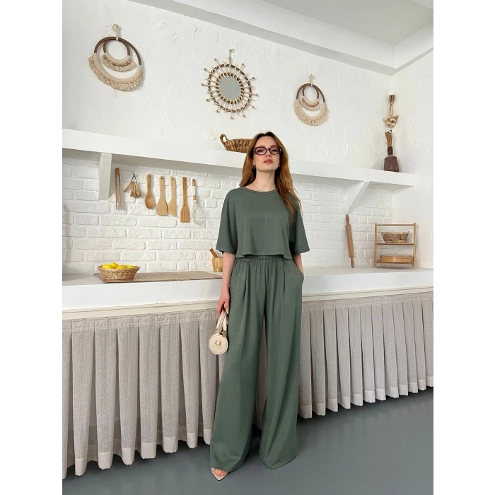 Modal Kumaş Rahat Kalıp Takım Yeşil