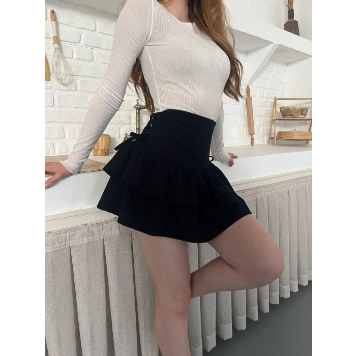 Kuş Gözü Detaylı İçi Şortlu Mini Etek Lacivert