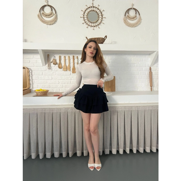 Kuş Gözü Detaylı İçi Şortlu Mini Etek Lacivert