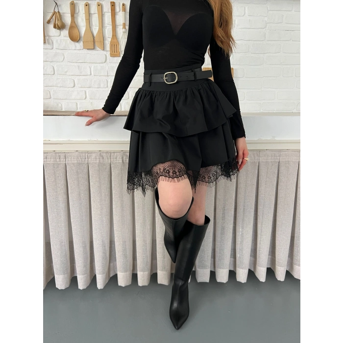 Kemer Detaylı Dantelli Etek Siyah